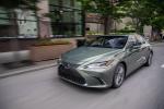Lexus ES300h 2018 года (WW)